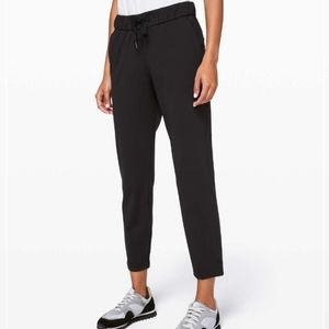 7/8 on the fly lululemon pants (discontinued item)
